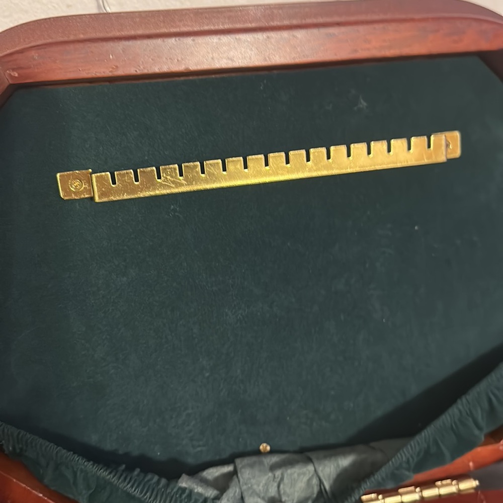 Jewelry Box - Picture 5 of 5